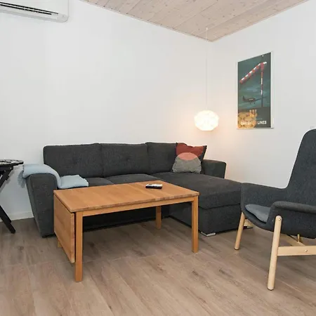 度假居 5 Star Holiday Home In Knebel